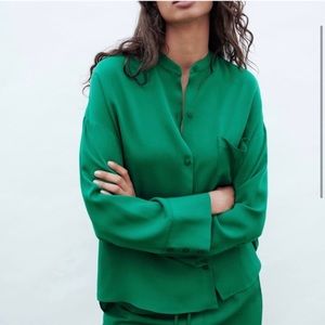 Zara Green Button Down oversize shirt with pocket,XS, emerald green, new no tags